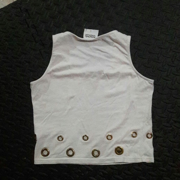 A white crop top from Koovs. - Picture 4 of 4